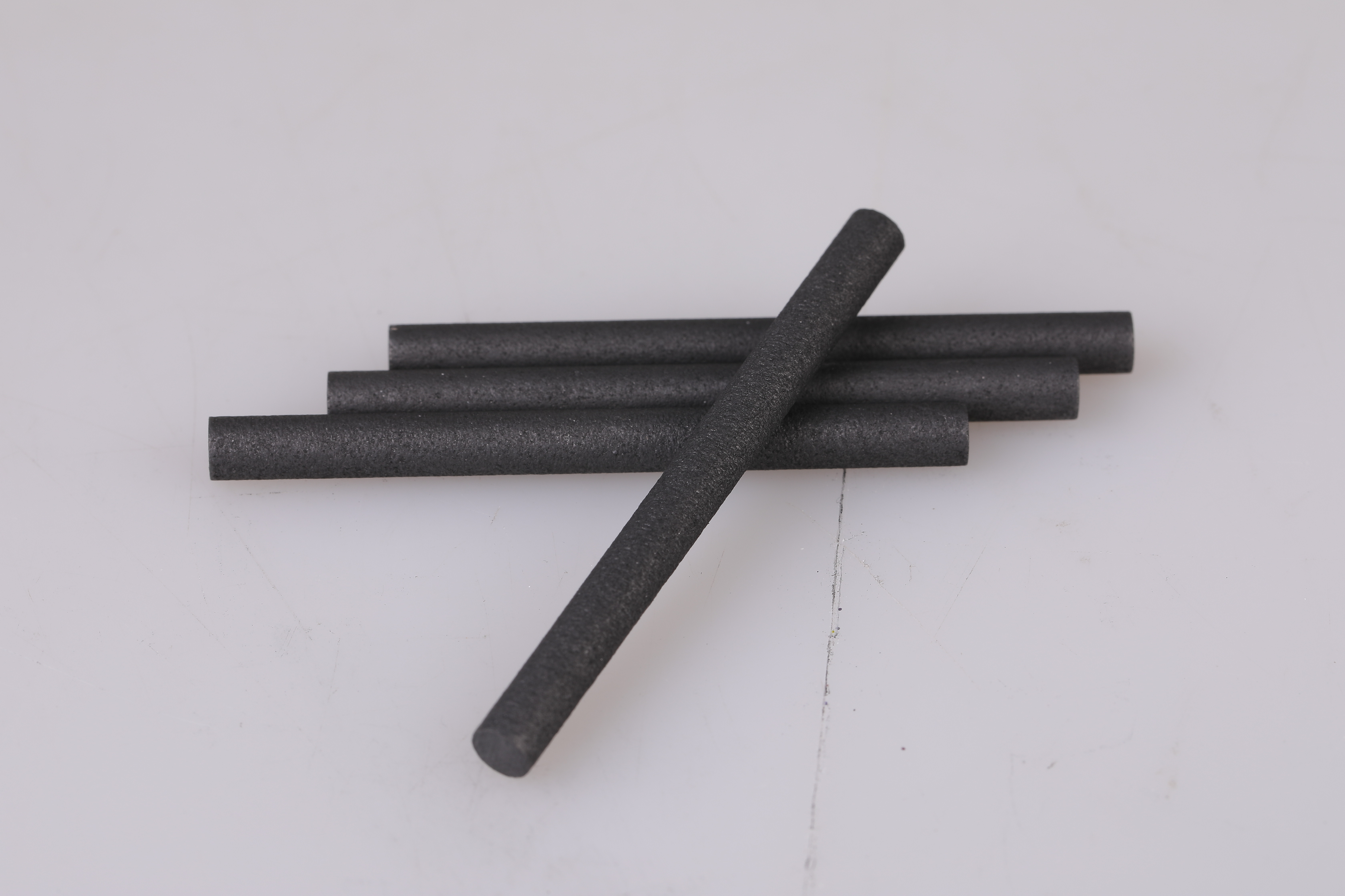Carbon Rod used in AA / R6 zinc carbon battery production